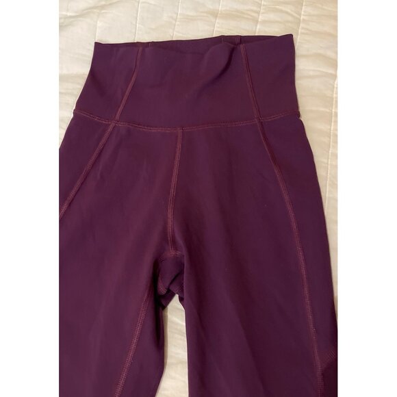 Lululemon Purple High-Waisted Leggings With‎ Mesh Panels Size 2 - Picture 5 of 11